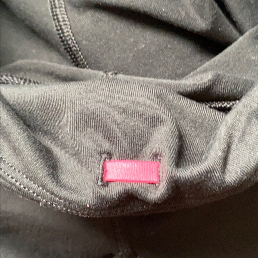 Victorias Secret VSX Sport Knockout Crop - Picture 3 of 5